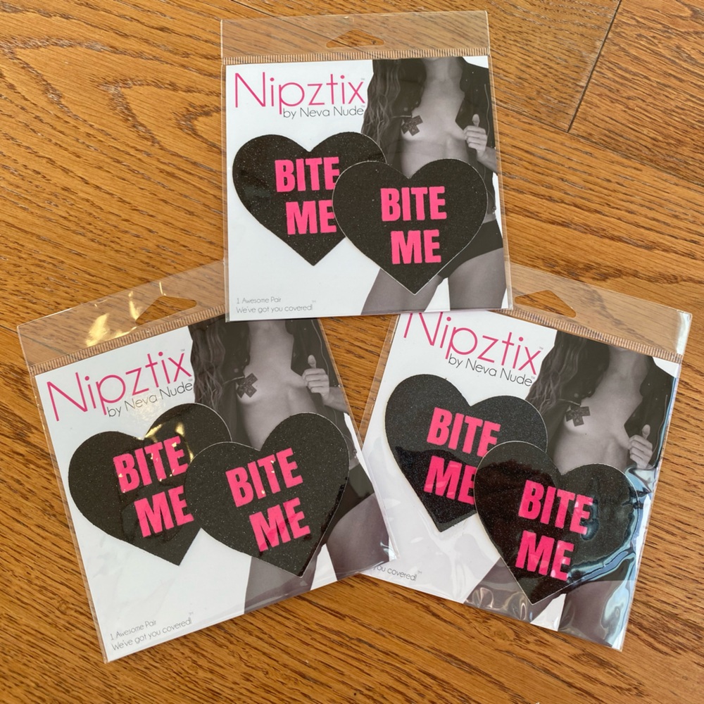 NEW- Nipztix- Black Heart “BITE ME” Pasties